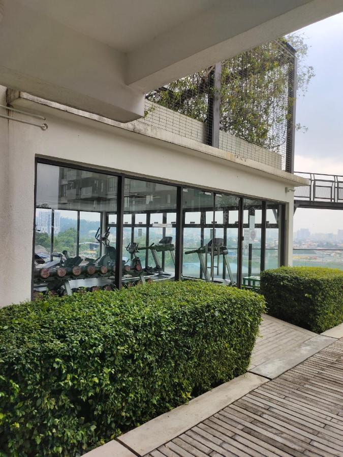 Urban360 Pool View With Netflix And Wifi Daire Batu Caves Dış mekan fotoğraf